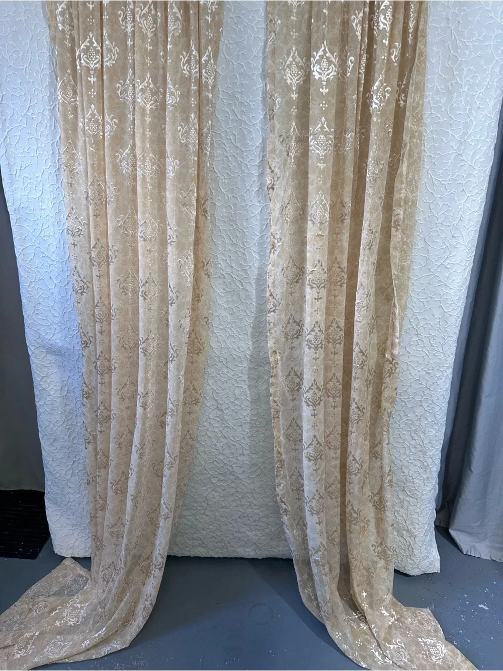 4 pc Semi Sheer Curtains Jacquard Luxury Elegant Pattern Semi-Sheer Curtains